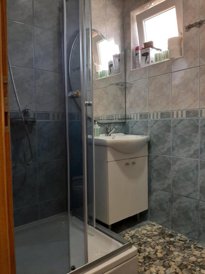 Apartmani Bulajic Кърк Екстериор снимка