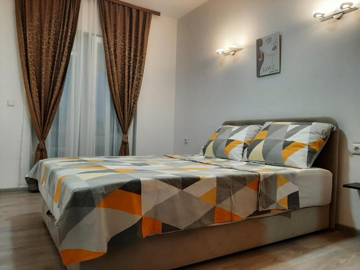 Apartmani Bulajic Кърк Екстериор снимка