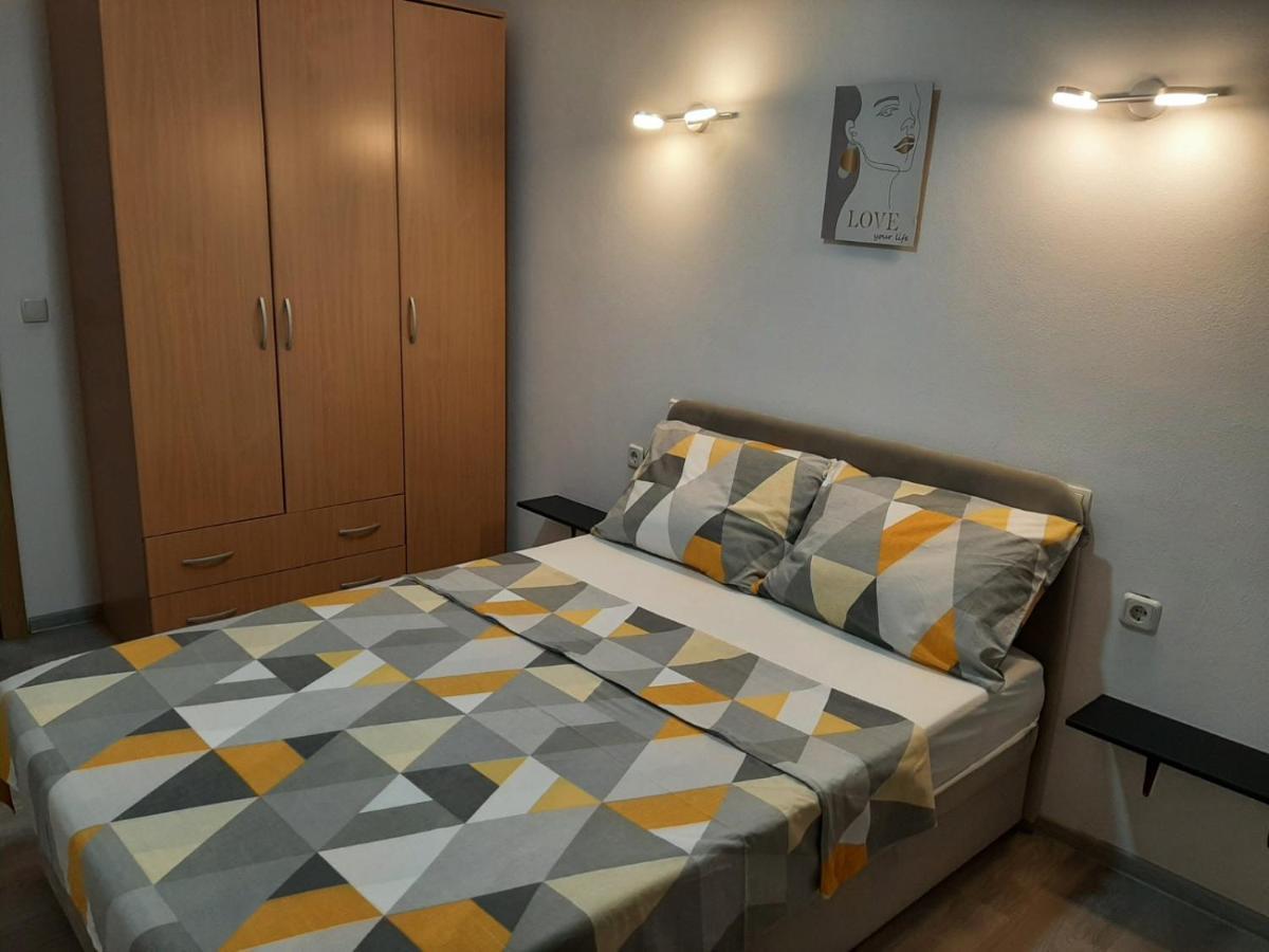 Apartmani Bulajic Кърк Екстериор снимка